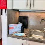 Апартаменти Apartamento Luminoso Com Piscina E Estacionamento Em Albufeira No Algarve Албуфейра