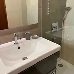 Апартаменти Apartamento Luminoso Com Piscina E Estacionamento Em Albufeira No Algarve