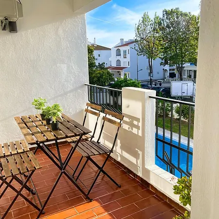 Apartamento Luminoso Com Piscina E Estacionamento Em Albufeira No Algarve *